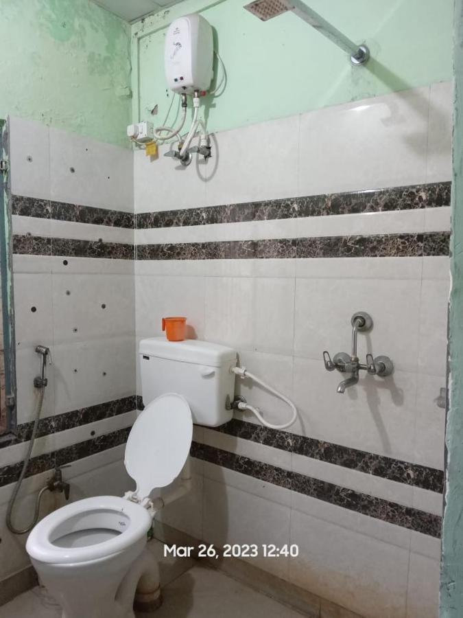 Superinn Home Stay& Guest House آغْرا المظهر الخارجي الصورة